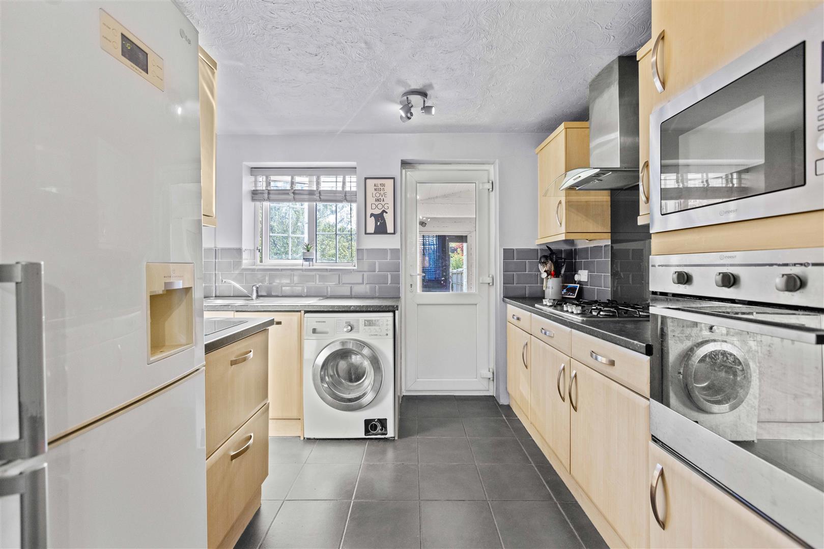 Carroll Crescent, Ascot